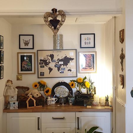 St Michael'S Boutique Guest House B&B, North Bay, Scarborough, North Yorkshire, With Free Parking And Free Wi-Fi מראה חיצוני תמונה